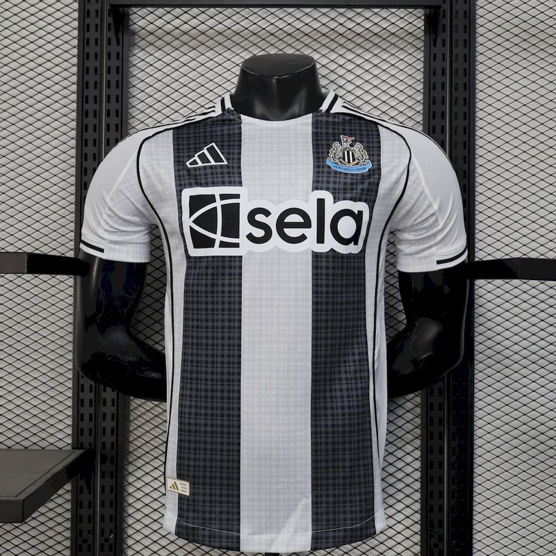 Camisa Newcastle Home 25/26 - Versão Jogador